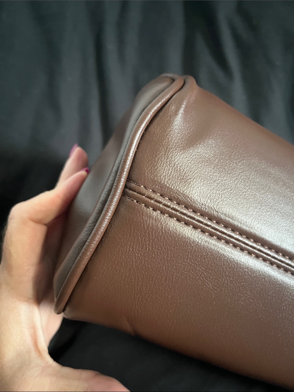 London Fog Brown Leather Satchel with Top Handle - Picture 3 of 8
